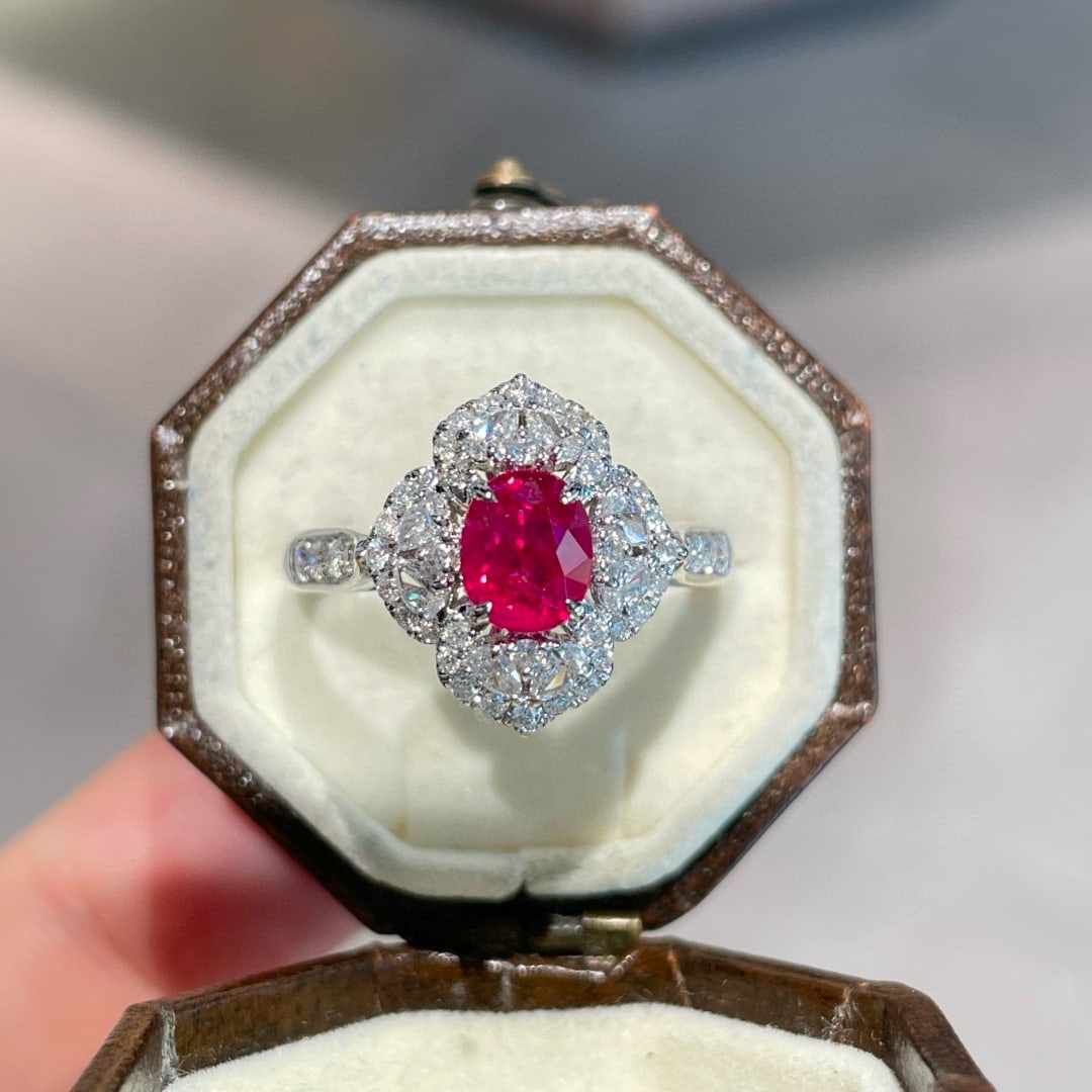 14k Gold 1.1 Ct Natural Ruby & Diamond Ring: Ref:231060393 // gold content:14k gold // ring size:7. 25us // // main gemstone:ruby // shape:oval // carat weight:1. 1ct // color:red // treatment:natural // // adjacent gemstone 2 : diamond //