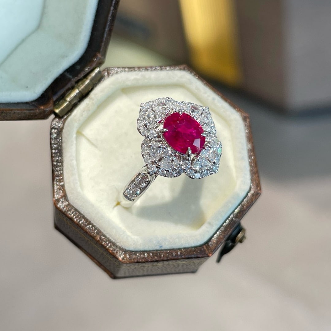 14k Gold 1.1 Ct Natural Ruby & Diamond Ring - 4
