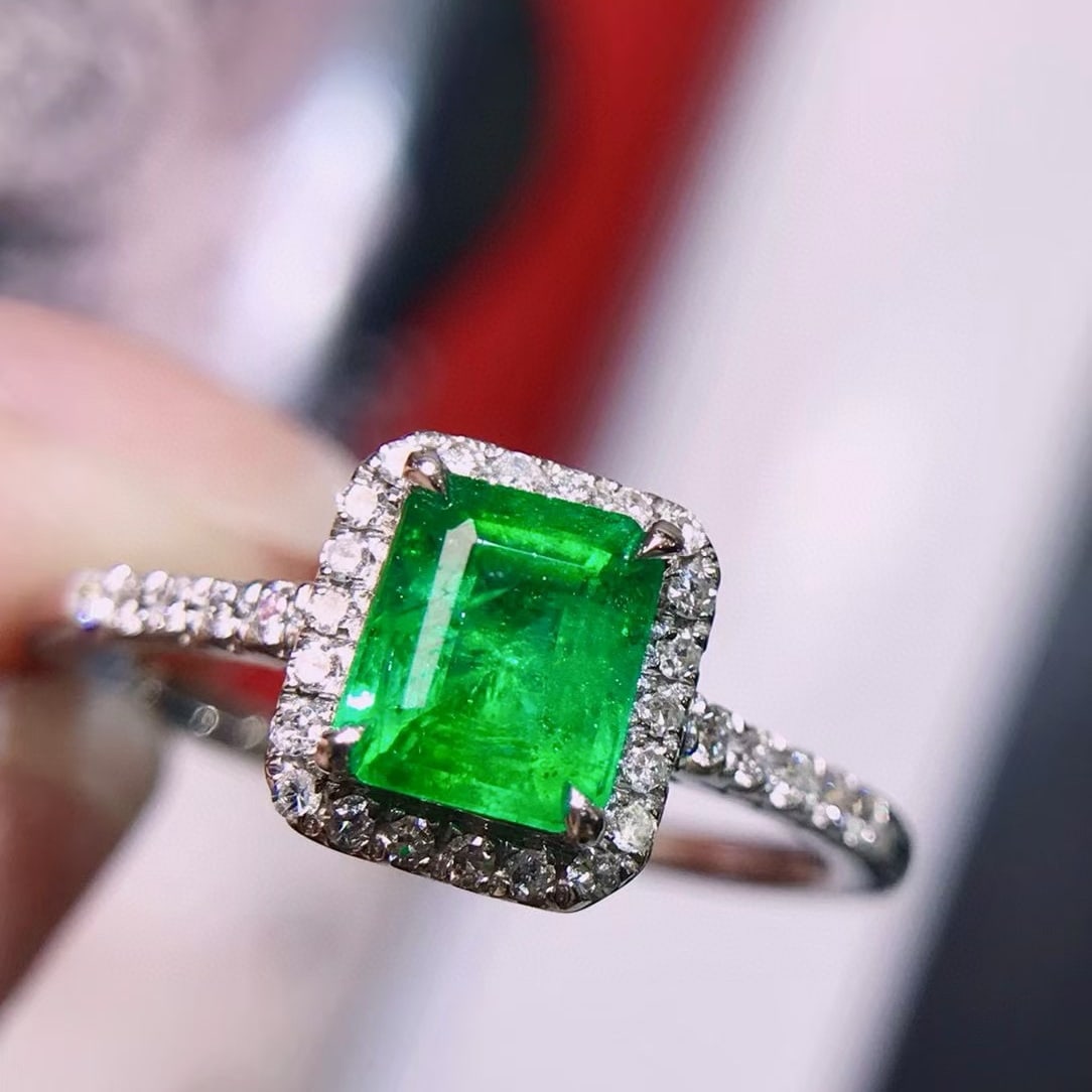 14k Gold 1.08 Ctw Vivid Green Natural Emerald & Diamond Ring - 2