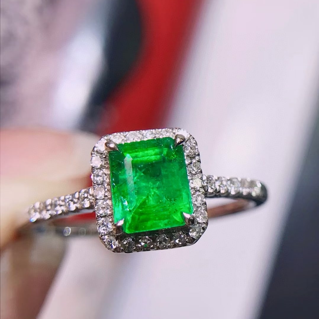 14k Gold 1.08 Ctw Vivid Green Natural Emerald & Diamond Ring - 3