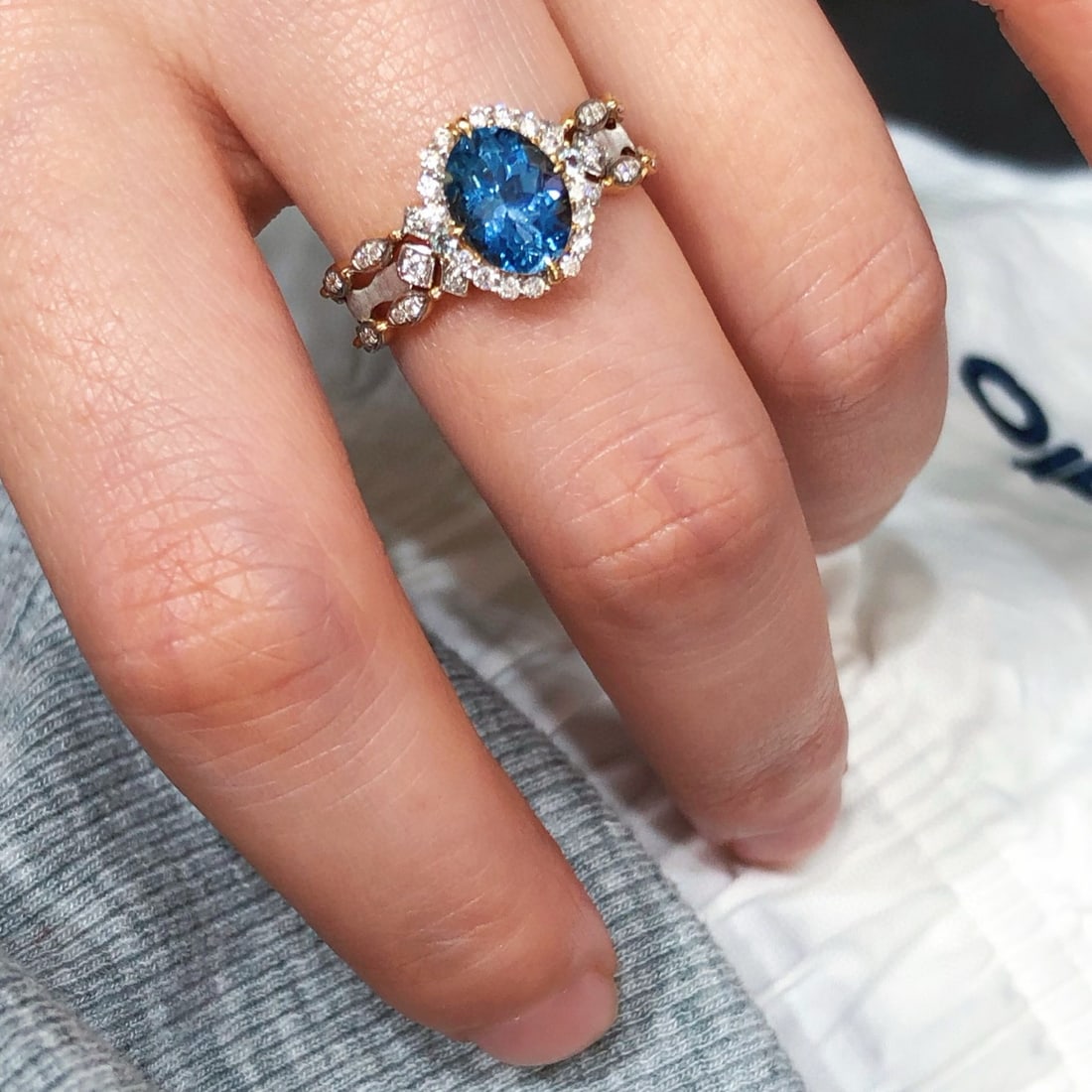 14k Gold 1.48 Ctw Natural Aquamarine & Diamond Ring - 2
