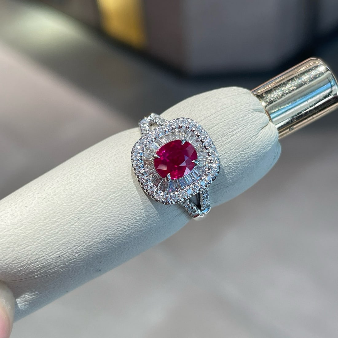 14k Gold 1.05 Ct Natural Ruby & Diamond Ring - 5