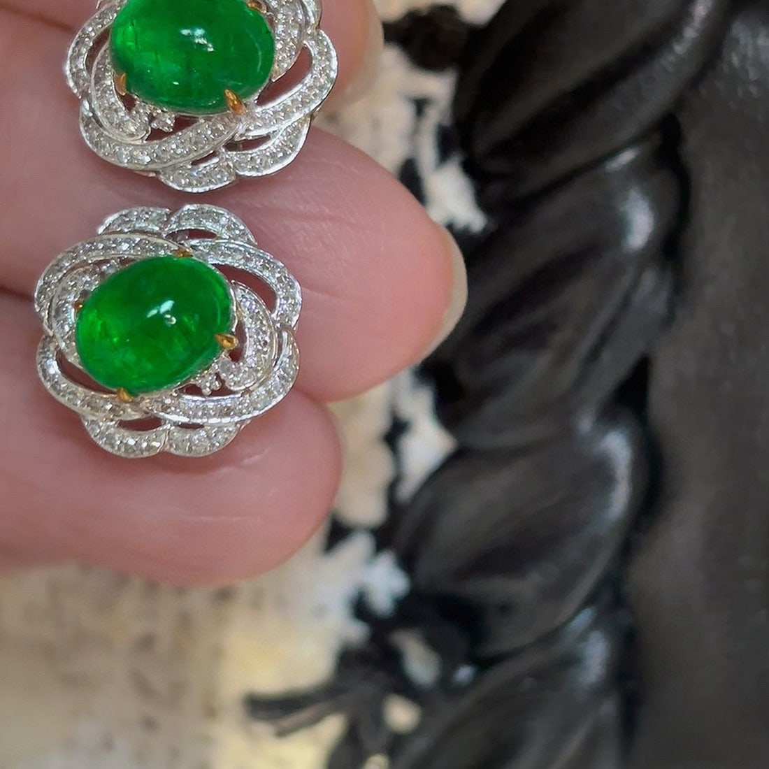 14k Gold 2.8 Ct Vivid Green Natural Emerald & Diamond Earrings - 3
