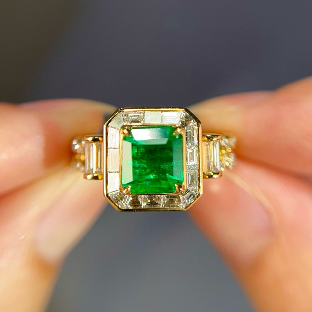 14k Gold 2.62 Ctw Vivid Green Natural Emerald & Diamond Ring - 5