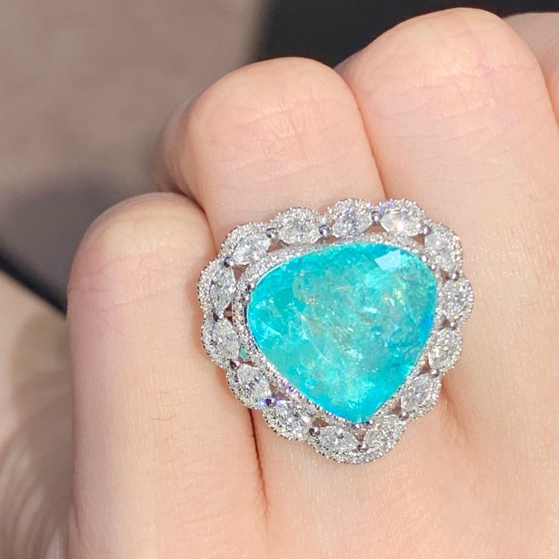 14k Gold 10.14 Ct Natural Paraiba Tourmaline & Diamond Ring - 3