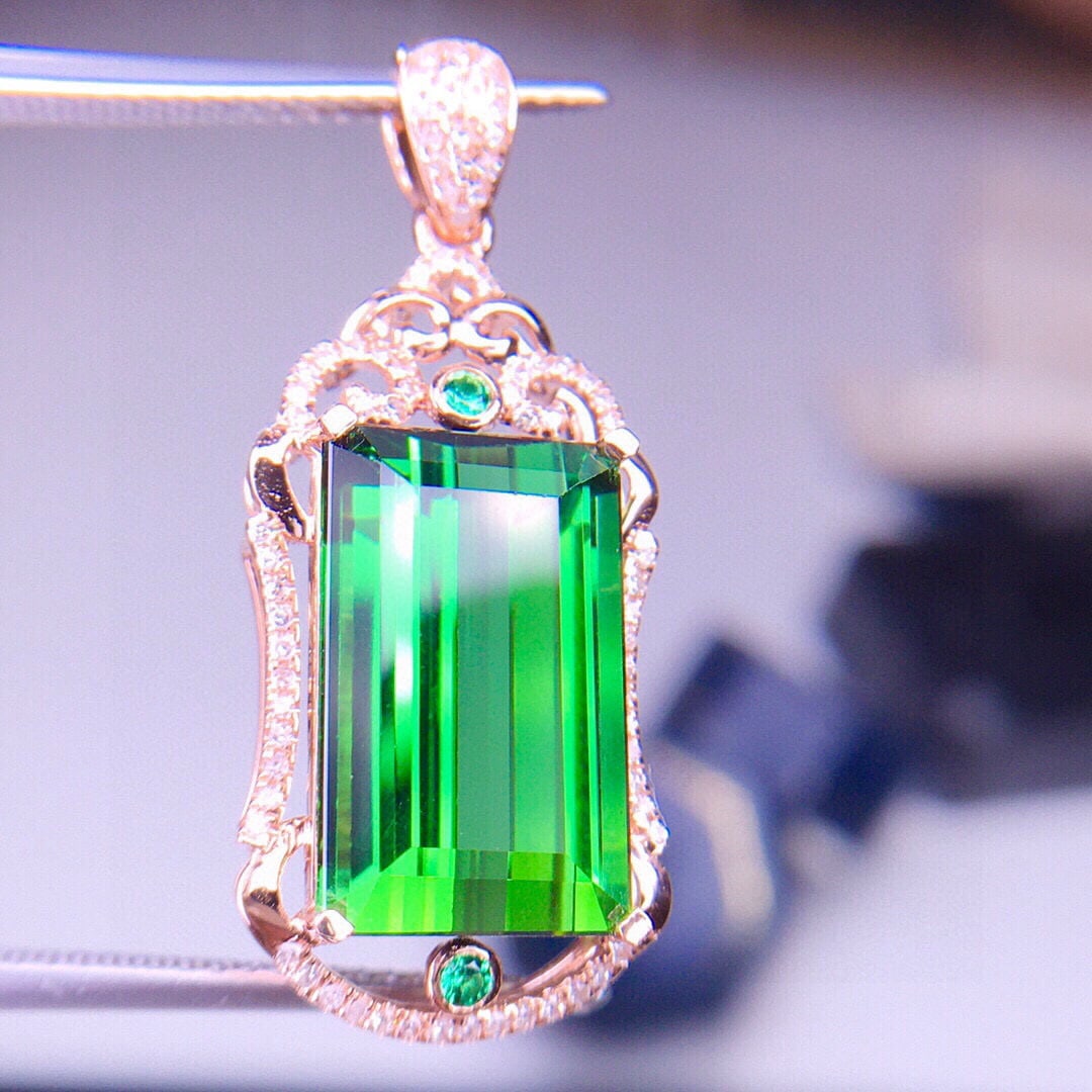 14k Gold 8.5 Ct Natural Tourmaline & Diamond Pendant( Without Chain ) - 3