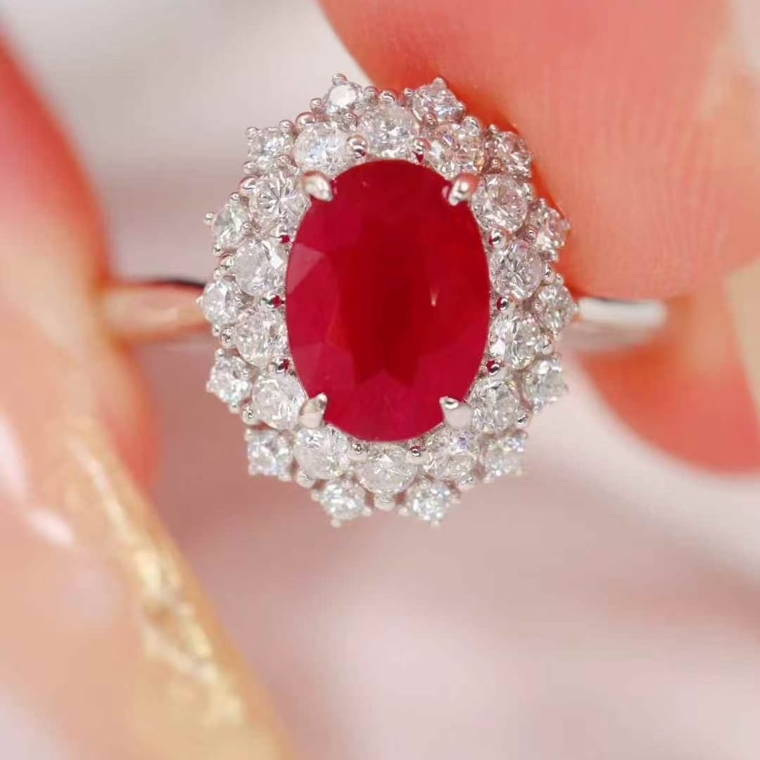 14k Gold 1.72 Ctw Natural Ruby & Diamond Ring: Ref:231061074 // gold content:14k gold // ring size:7. 25us // // main gemstone:ruby // shape:oval // carat weight:1. 4ct // color:red // treatment:natural // // adjacent gemstone 2 : diamond // shape
