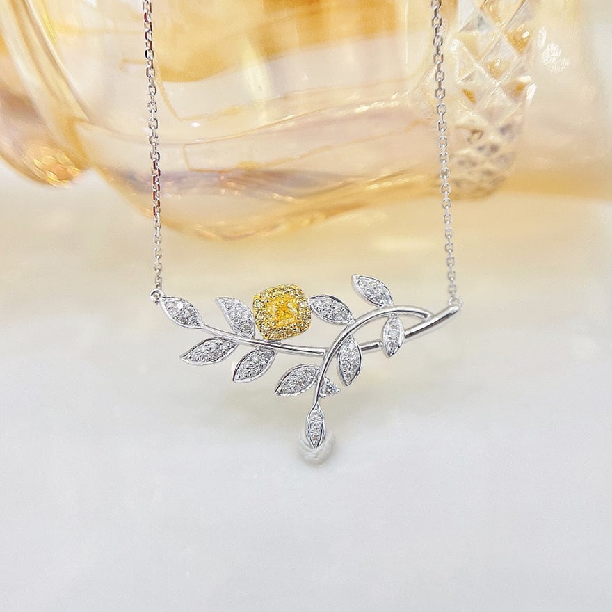 14k Gold 0.38 Ctw Natural Yellow Diamond & Diamond Necklace: Ref:231061120 // gold content:14k gold // main gemstone:yellow diamond // shape:cushion // carat weight:0. 16ct // color:yellow // treatment:natural // // adjacent gemstone 2 : diamond // shape:round