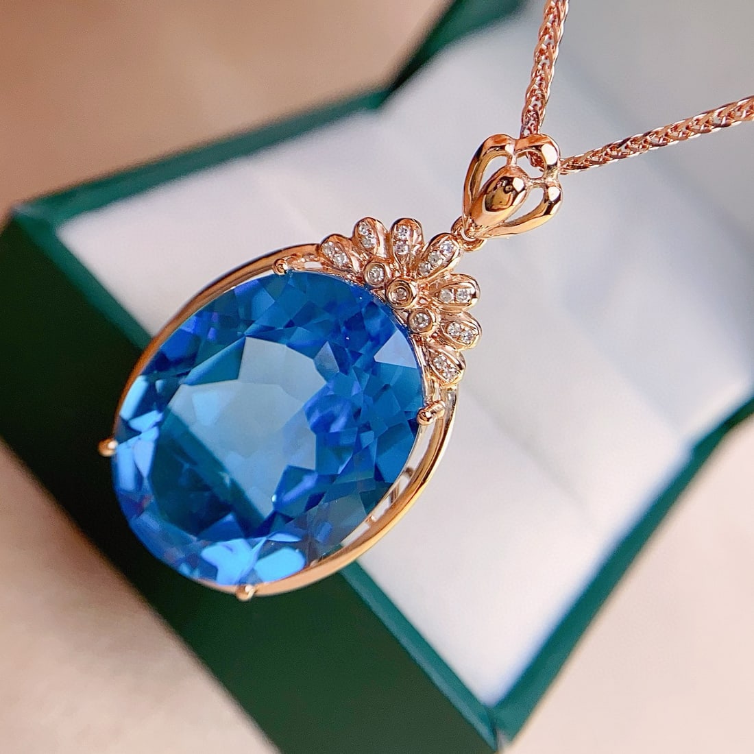 14k Gold 20.45 Ct Natural Topaz & Diamond Pendant( Without Chain ) - 6