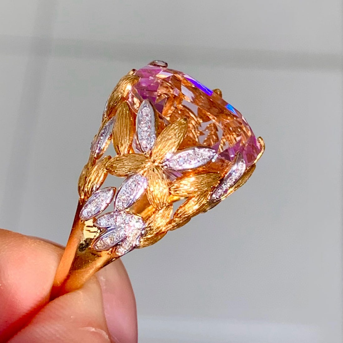 14k Gold 15.2 Ct Natural Kunzite & Diamond Ring - 3