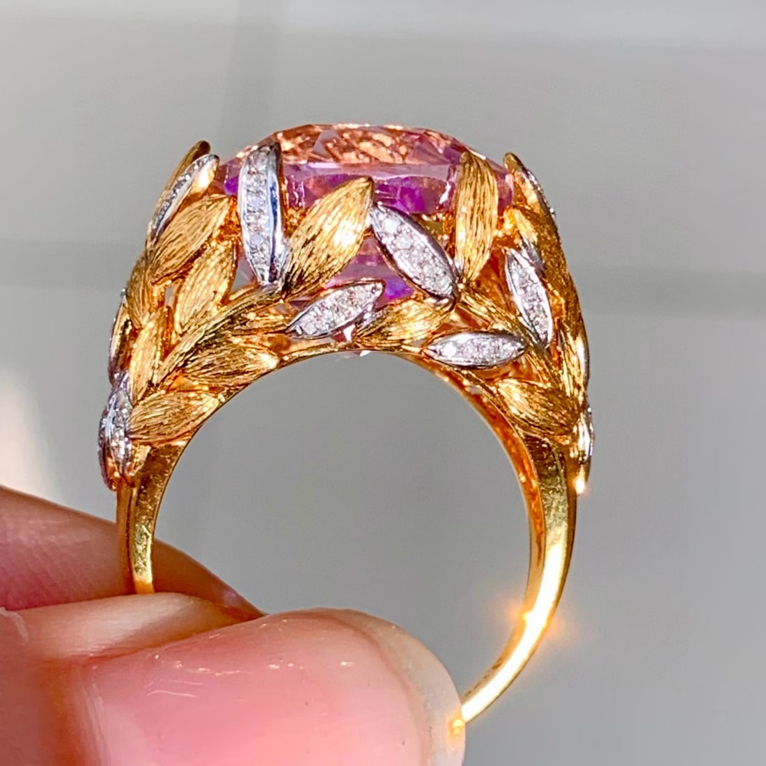 14k Gold 15.2 Ct Natural Kunzite & Diamond Ring - 4