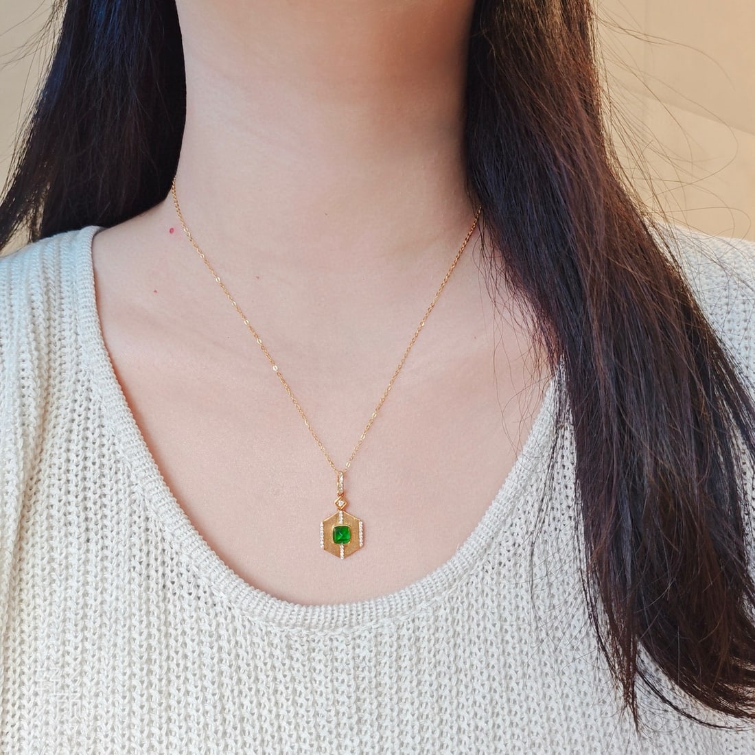 14k Gold 1.18 Ctw Natural Emerald & Diamond Pendant( Without Chain ) - 5