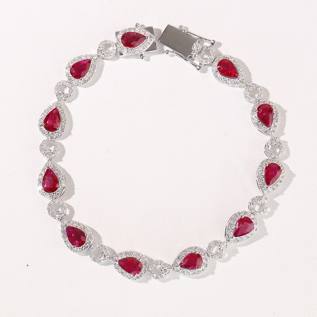 14k Gold 6.7 Ctw Natural Ruby & Diamond Bracelet - 4