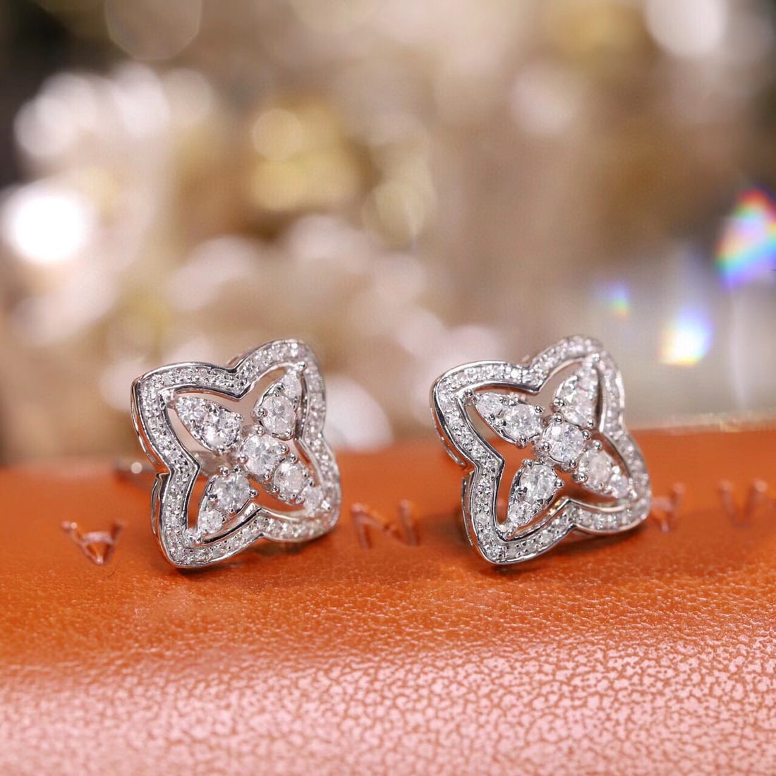 14k Gold 0.42 Ct Natural H Diamond Earrings - 2