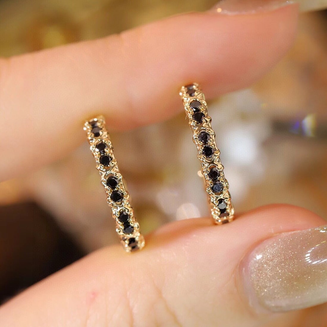 14k Gold 0.66 Ct Natural Black Diamond Earrings - 4
