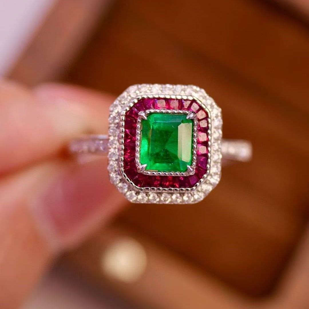 14k Gold 0.87 Ctw Natural Emerald & Ruby & Diamond Ring: Ref:231061196 // gold content:14k gold // ring size:7. 25us // // main gemstone:emerald // shape:octagonal // carat weight:0. 65ct // color:green // treatment:natural // // adjacent gemstone 2 : ruby 