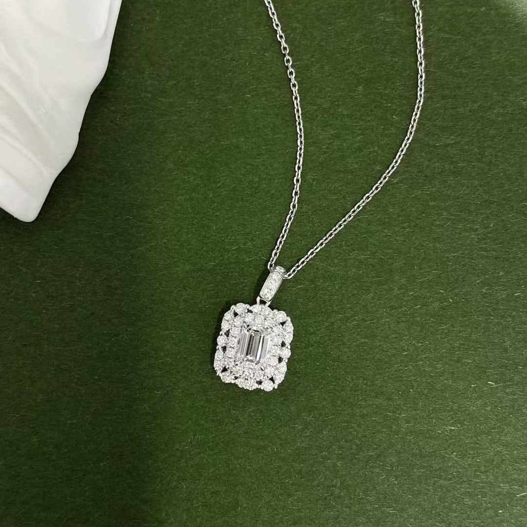 Gia Certified 14k Gold 0.66 Ctw Natural E Si1 Emerald Diamond Necklace - 4