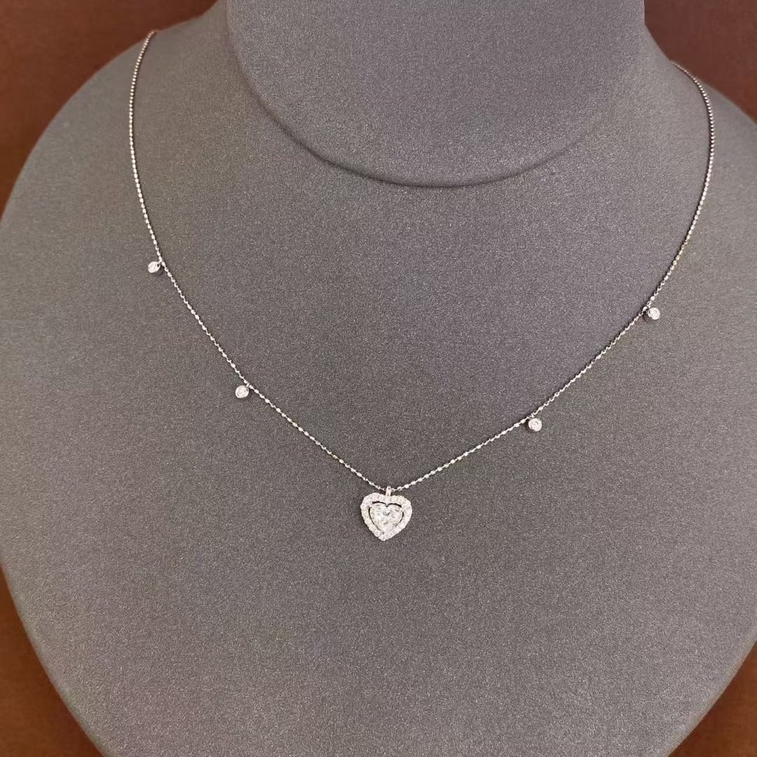Gia Certified 14k Gold 0.69 Ctw Natural E Vs2 Heart Diamond Necklace: Ref:231061207 // gold content:14k gold // main gemstone:diamond // certified:gia // shape:heart // carat weight:0. 5ct // clarity grade:vs2 // color:e // treatment:natural // cut grade:ex // //