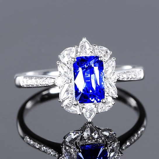 14k Gold 1.85 Ctw Natural Sapphire & Diamond Ring - 3