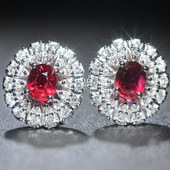 14k Gold 1.32 Ctw Natural Ruby & Diamond Earrings: Ref:231062018 // gold content:14k gold // main gemstone:ruby // shape:oval // carat weight:1. 05ct // color:red // treatment:natural // // adjacent gemstone 2 : diamond // shape:round // carat weight:
