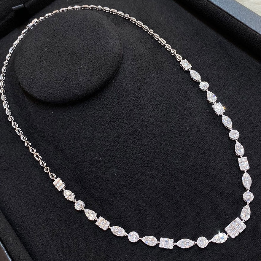 14k Gold 2 Ct Natural H Diamond Necklace: Ref:231062025 // gold content:14k gold // main gemstone:diamond // shape:multiply // carat weight:2ct // clarity grade:vs-si // color:h // treatment:natural // Condition: New Low Estimate: 11000.00