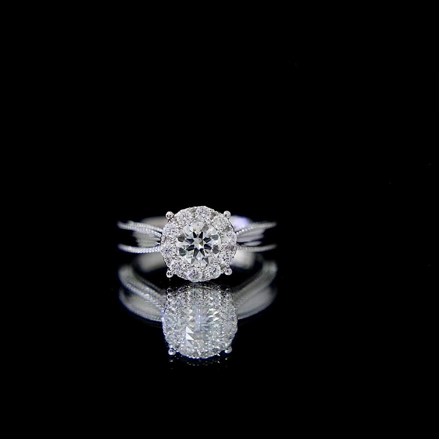 Gia Certified 14k Gold 0.6 Ct Natural E Vvs2 Round Diamond Ring - 2