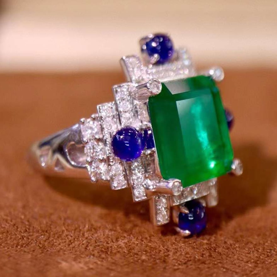 14k Gold 5.25 Ctw Vivid Green Natural Emerald & Diamond Ring - 2