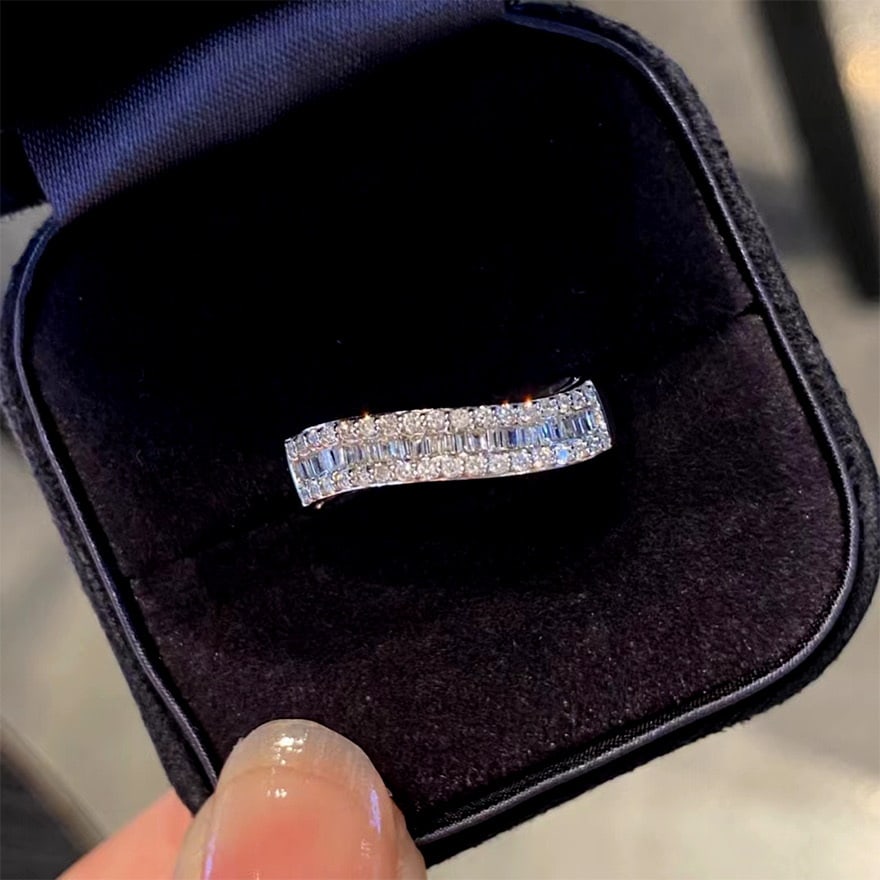 14k Gold 0.45 Ct Natural H Diamond Ring: Ref:231062051 // gold content:14k gold // ring size:7. 25us // // main gemstone:diamond // shape:multiply // carat weight:0. 45ct // clarity grade:vs-si // color:h // treatment:natural // Condition: N