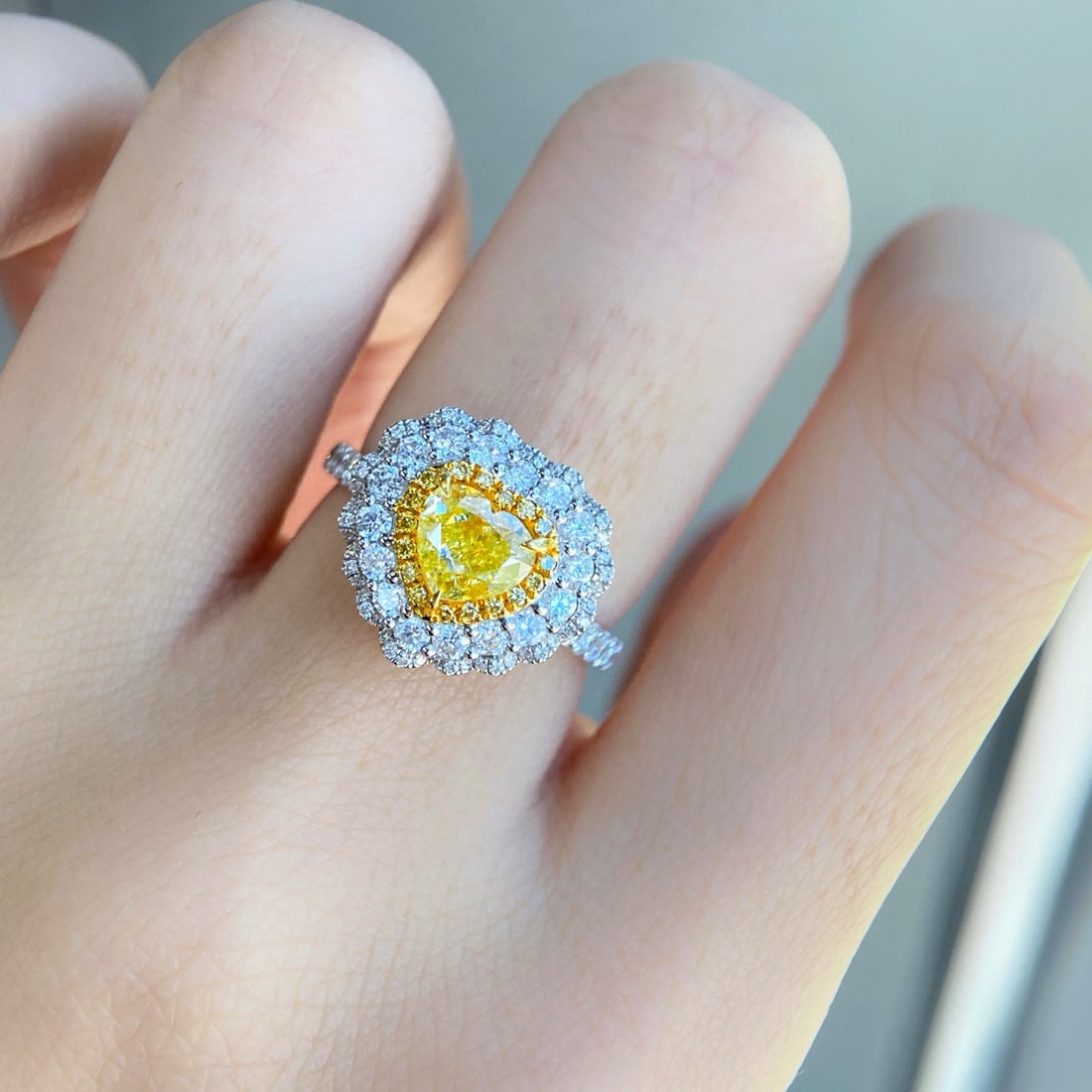 Gia Certified 14k Gold 1.01 Ct Natural Yellow Diamond & Diamond Ring/pendant( Without Chain ) - 2