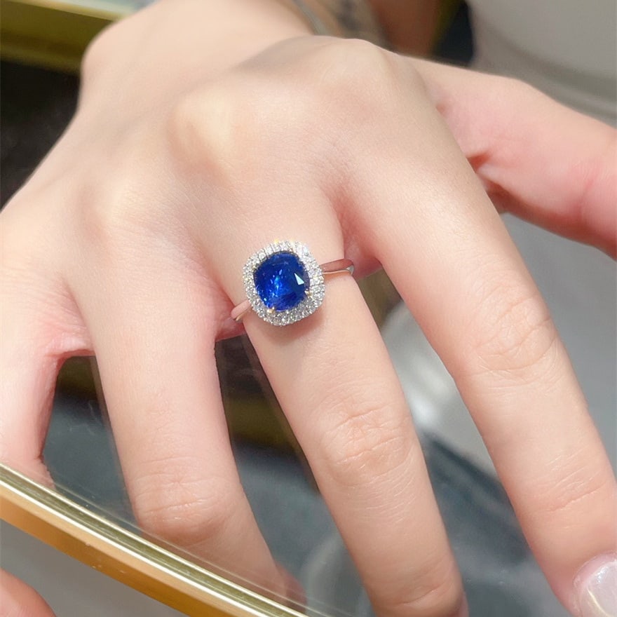 14k Gold 2.28 Ctw Natural Sapphire & Diamond Ring - 5