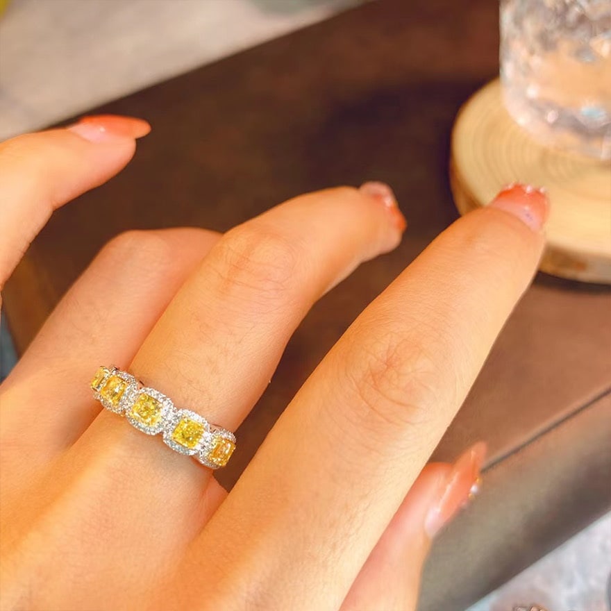 14k Gold 1.2 Ct Natural Color Diamond Ring - 4