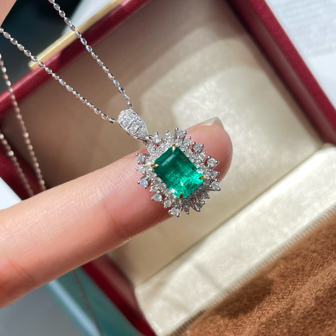 14k Gold 1.00 Ct Vivid Green Natural Emerald & Diamond Pendant( Without Chain ) - 5
