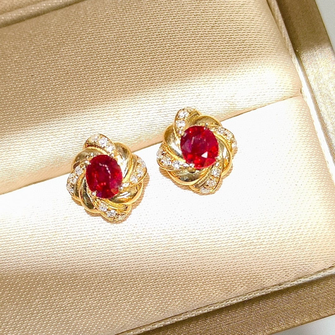 14k Gold 0.94 Ctw Natural Ruby & Diamond Earrings - 3