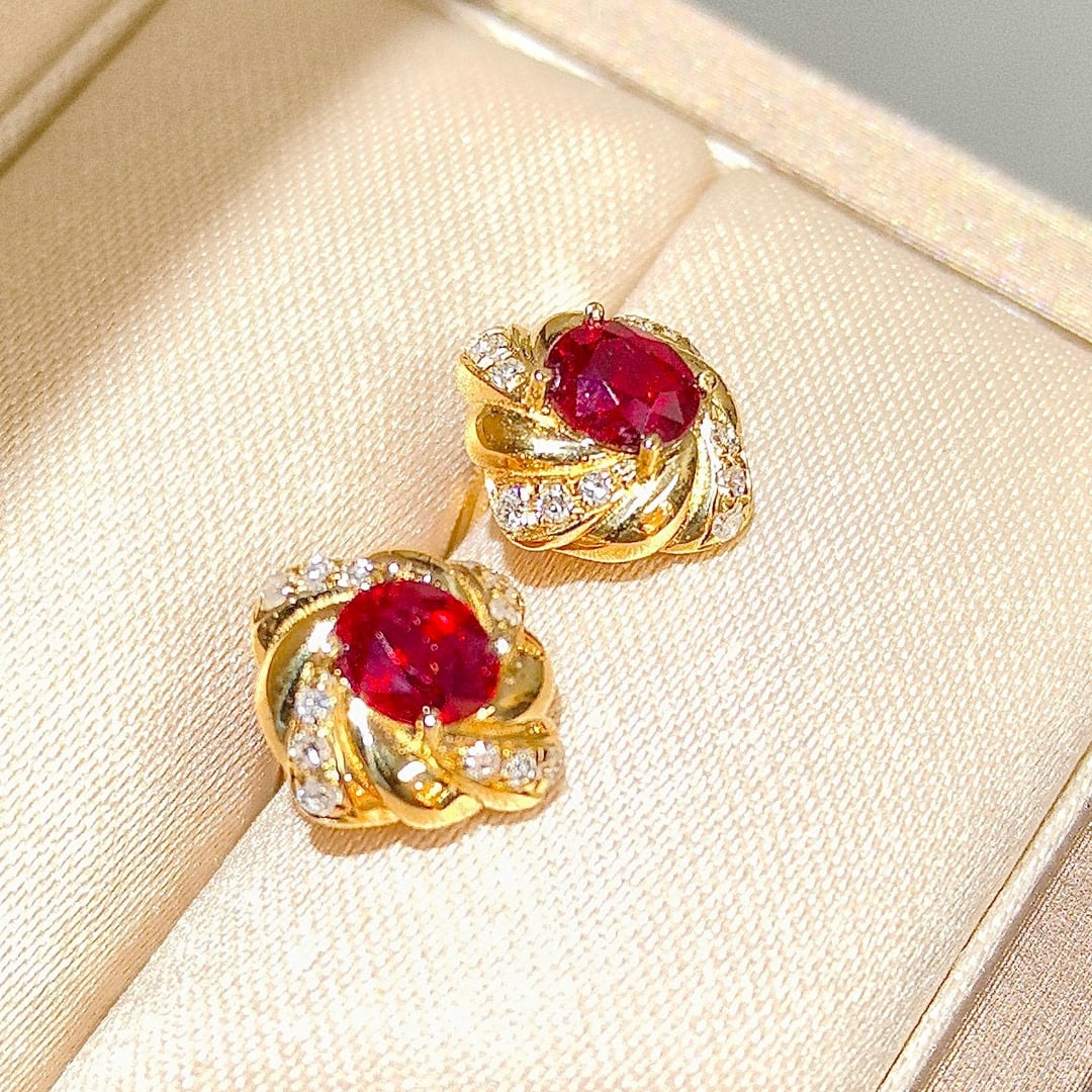 14k Gold 0.94 Ctw Natural Ruby & Diamond Earrings - 5