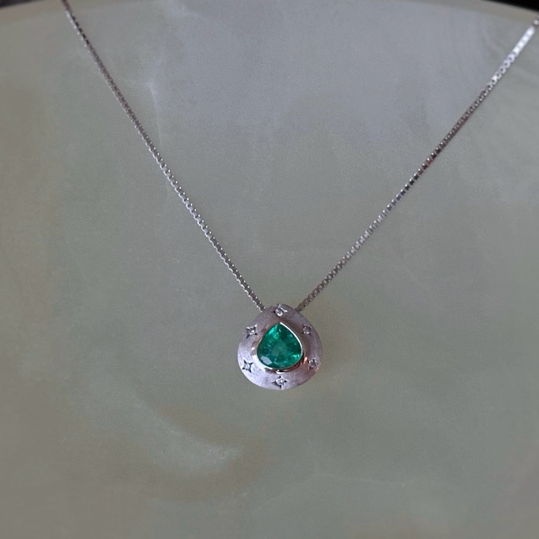 14k Gold 0.25 Ct Natural Emerald & Diamond Pendant( Without Chain ) - 2