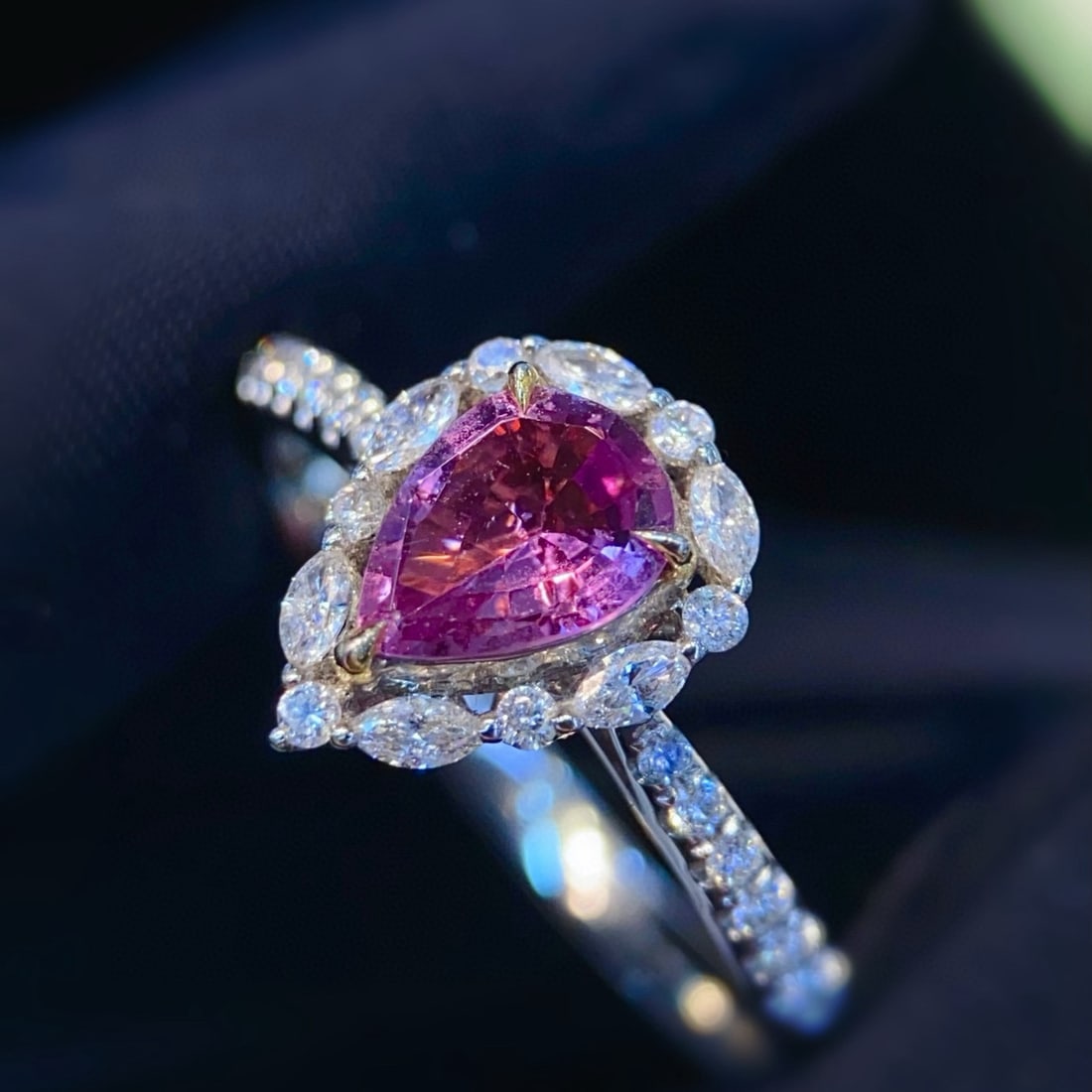 14k Gold 0.68 Ct Natural Sapphire & Diamond Ring - 2