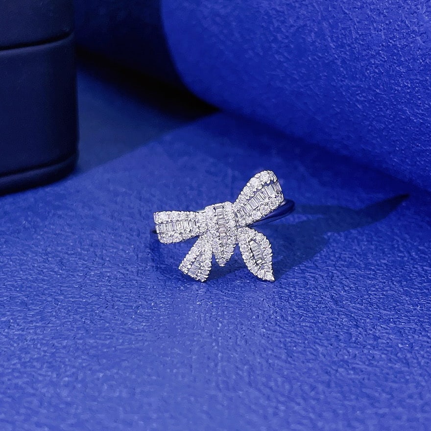 14k Gold 0.39 Ct Natural H Diamond Ring: Ref:231062269 // gold content:14k gold // ring size:7. 25us // // main gemstone:diamond // shape:multiply // carat weight:0. 39ct // clarity grade:vs-si // color:h // treatment:natural // Condition: