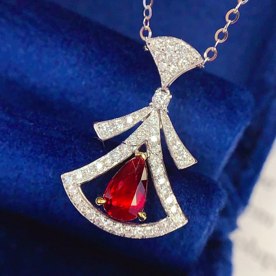 14k Gold 1.01 Ct Natural Ruby & Diamond Pendant( Without Chain ): Ref:231062290 // gold content:14k gold // main gemstone:ruby // shape:pear // carat weight:1. 01ct // color:red // treatment:natural // // adjacent gemstone 2 : diamond // number of stones:54 // shape