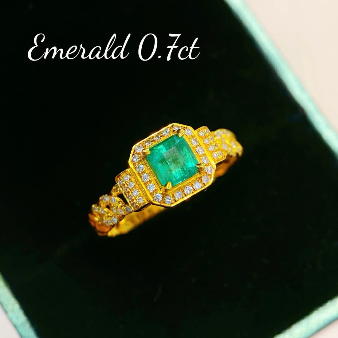 14k Gold 0.7 Ct Natural Emerald & Diamond Ring - 4
