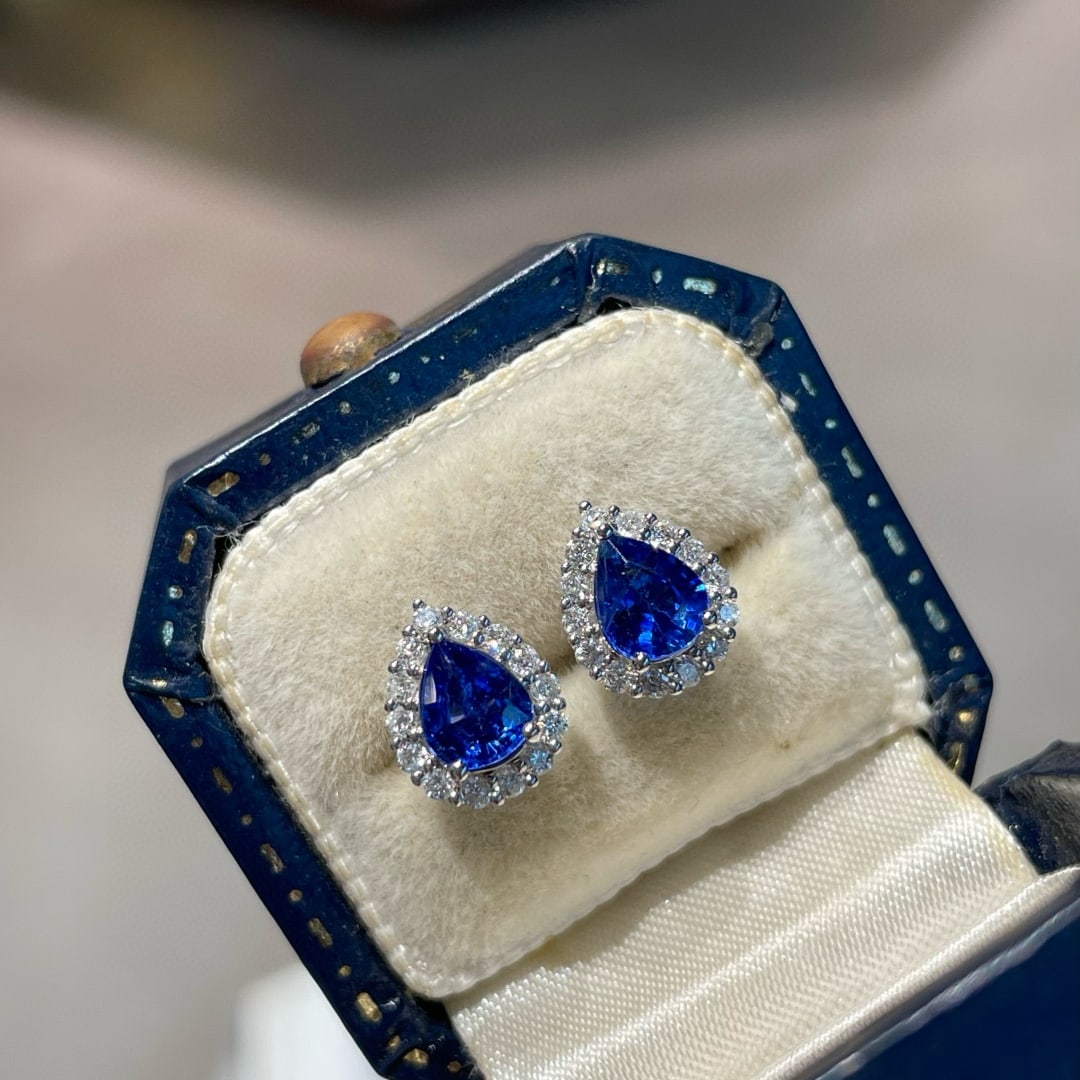 14k Gold 1.00 Ct Natural Sapphire & Diamond Earrings - 3