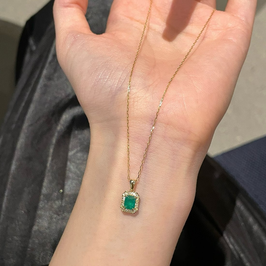 14k Gold 0.45 Ct Vivid Green Natural Emerald & Diamond Pendant( Without Chain ) - 8