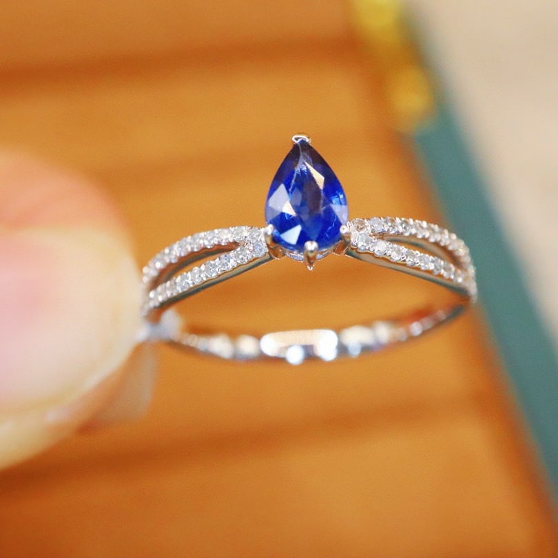 14k Gold 0.75 Ctw Natural Sapphire & Diamond Ring - 2