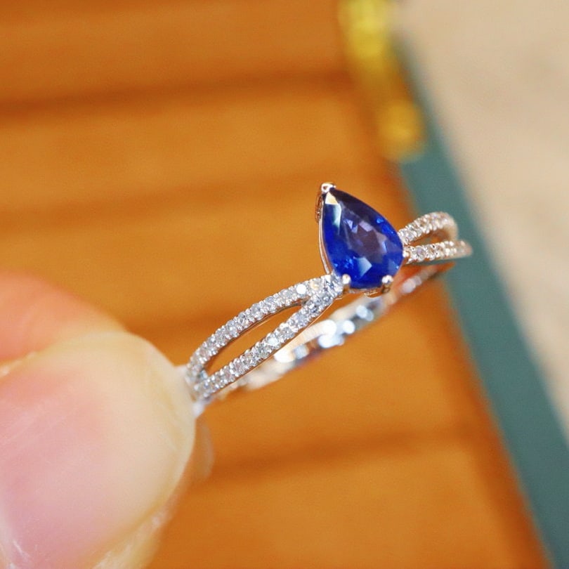 14k Gold 0.75 Ctw Natural Sapphire & Diamond Ring - 3