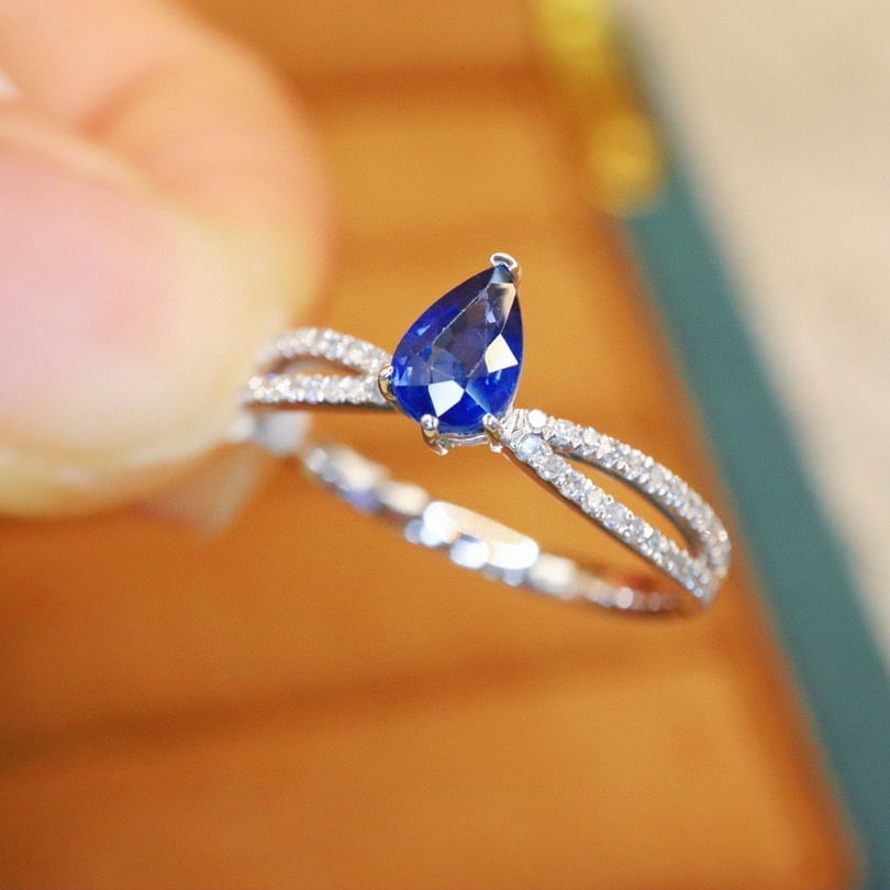 14k Gold 0.75 Ctw Natural Sapphire & Diamond Ring - 4