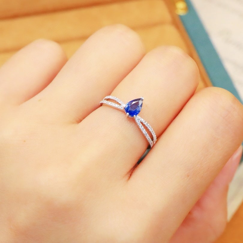 14k Gold 0.75 Ctw Natural Sapphire & Diamond Ring - 6