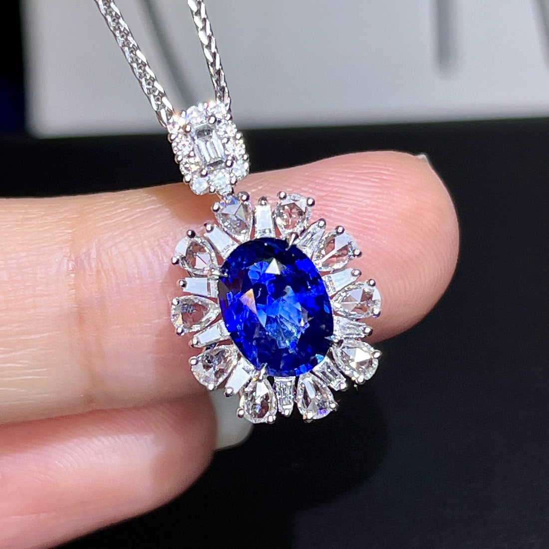 14k Gold 2.50 Ctw Natural Sapphire & Diamond Pendant( Without Chain ): Ref:231062370 // gold content:14k gold // main gemstone:sapphire // shape:oval // carat weight:1. 87ct // color:royal blue // treatment:natural // // adjacent gemstone 2 : diamond // number of