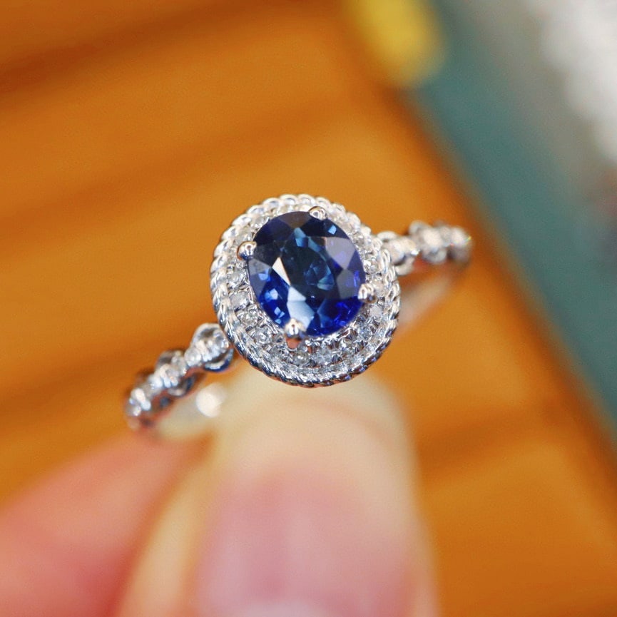 14k Gold 0.75 Ctw Natural Sapphire & Diamond Ring - 4