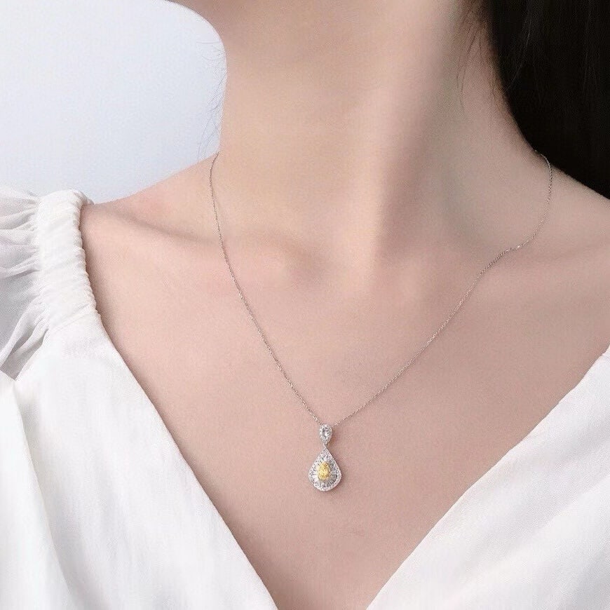 14k Gold 0.45 Ct Natural Color Diamond Necklace - 4