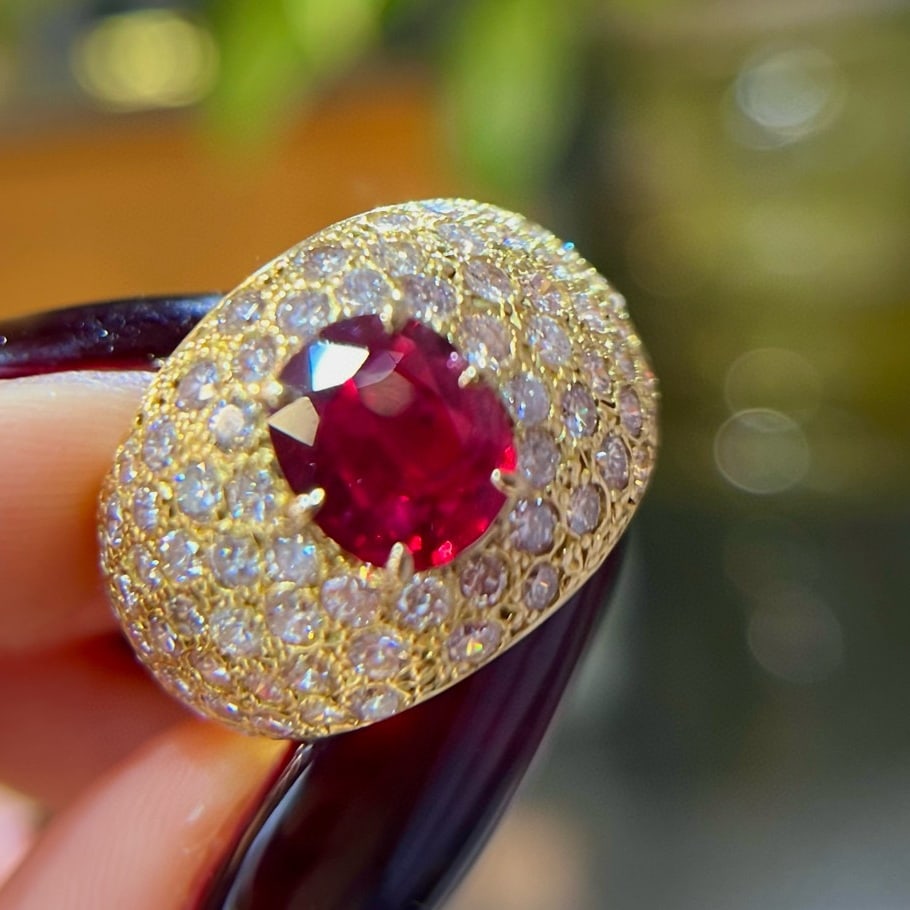 14k Gold 4.38 Ctw Natural Ruby & Diamond Ring: Ref:231062383 // gold content:14k gold // ring size:7. 25us // // main gemstone:ruby // shape:oval // carat weight:1. 50ct // color:pigeonblood red // treatment:natural // // adjacent gemstone 2 :