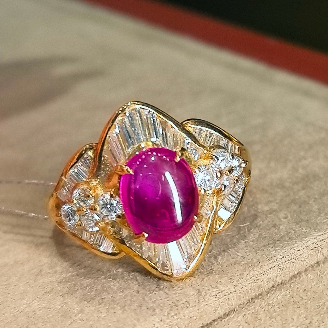14k Gold 3.19 Ctw Natural Ruby & Diamond Ring: Ref:231062395 // gold content:14k gold // ring size:7. 25us // // main gemstone:ruby // shape:oval // carat weight:2. 09ct // color:red // treatment:natural // // adjacent gemstone 2 : diamond // shap